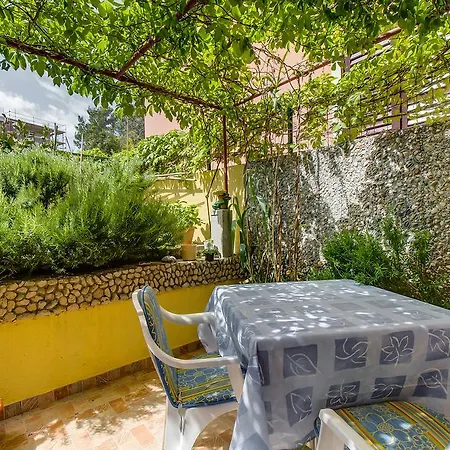 Apartments Petra Mali Losinj Exterior photo