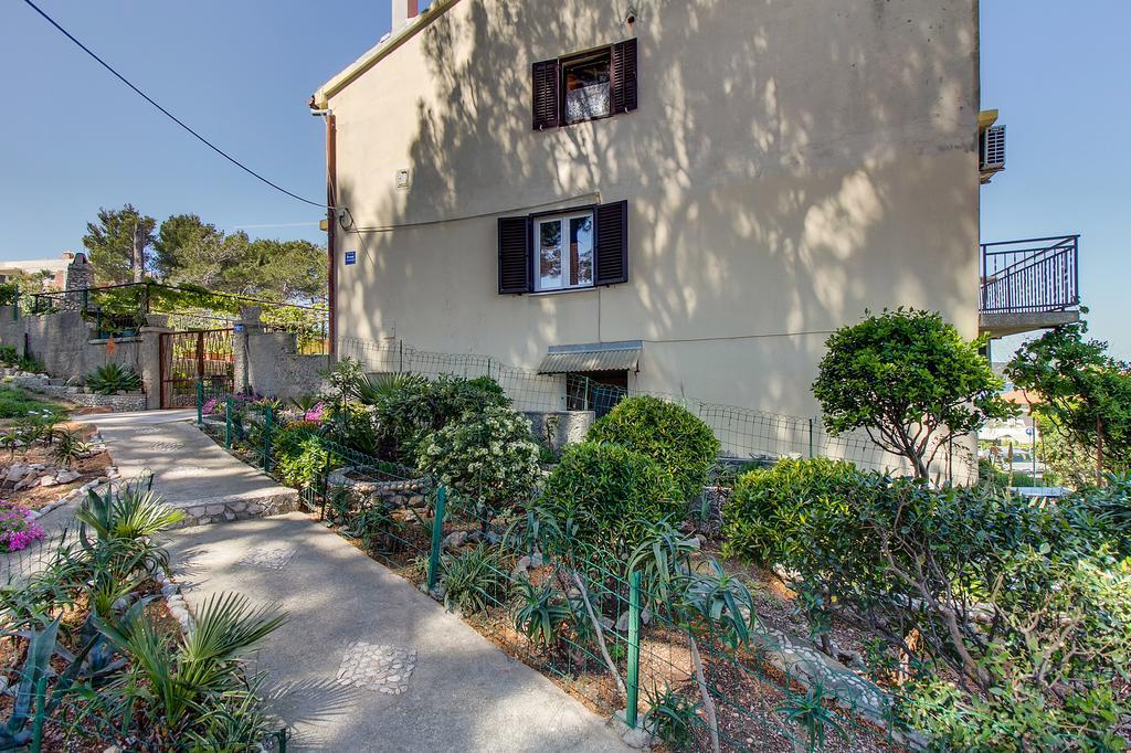 Petra Apartment *